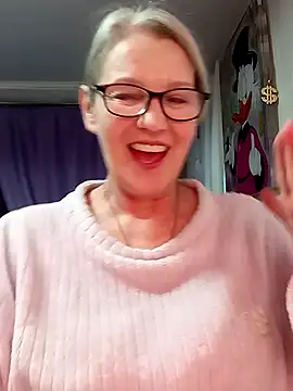 irinamaux online show from February 2026 02:36:01 PM