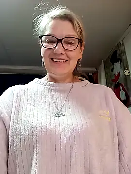 irinamaux online show from May 2026 04:08:02 AM