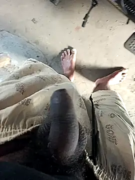 Snapshot of mr_slim_body chatting on January 2025 01:53:02 AM mr slim body online show from January 2025 01:53:02 AM