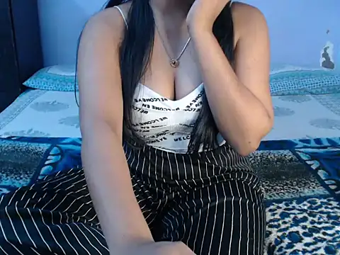 Snapshot of Freya_nia chatting on January 2025 11:18:02 AM Freya nia online show from January 2025 11:18:02 AM