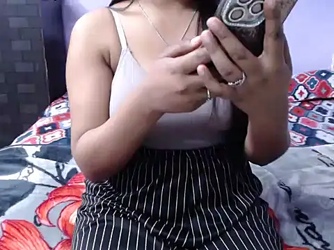 Snapshot of Freya_nia chatting on February 2025 06:16:01 PM Freya nia online show from February 2025 06:16:01 PM