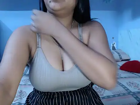 Snapshot of Freya_nia chatting on February 2025 06:14:02 AM Freya nia online show from February 2025 06:14:02 AM