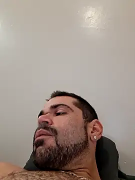 Snapshot of Zander823 chatting on February 2026 11:22:01 PM Zander823 online show from February 2026 11:22:01 PM