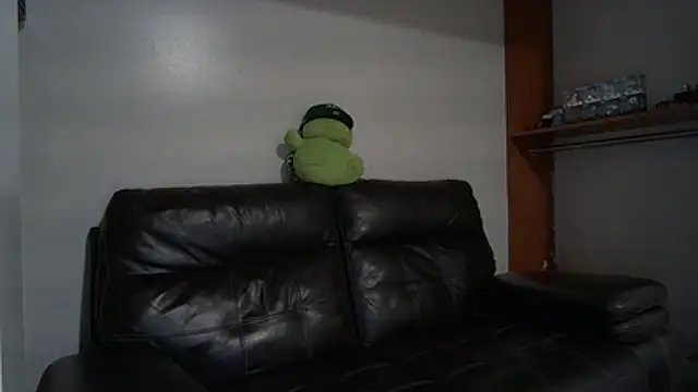 Zander823 online show from March 2026 02:16:02 AM