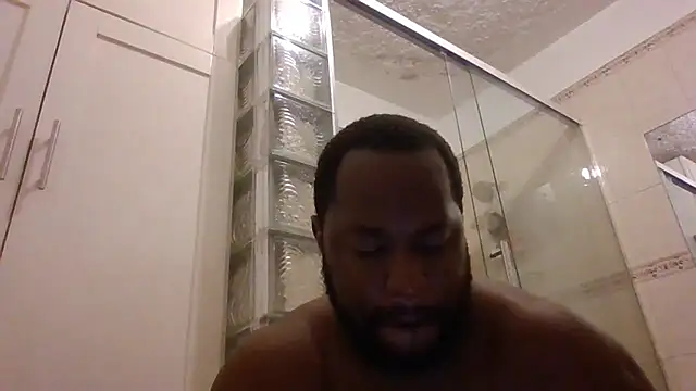 Snapshot of Bighood_T chatting on April 2026 03:09:02 AM Bighood T online show from April 2026 03:09:02 AM