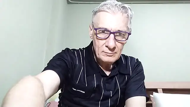 BIGUNCUTHARDCOCK online show from December 2025 12:29:02 AM