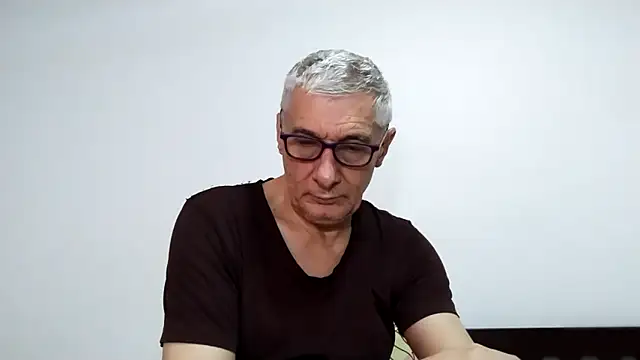 BIGUNCUTHARDCOCK online show from March 2026 01:40:02 AM