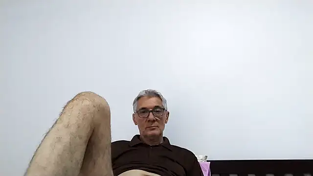 BIGUNCUTHARDCOCK online show from May 2026 12:18:01 AM