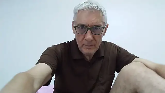 BIGUNCUTHARDCOCK online show from May 2026 12:27:01 AM