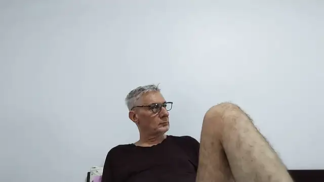 BIGUNCUTHARDCOCK online show from May 2026 12:28:02 AM