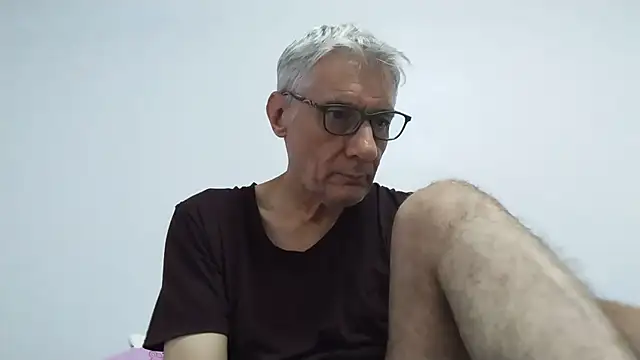 BIGUNCUTHARDCOCK online show from June 2026 12:17:02 AM