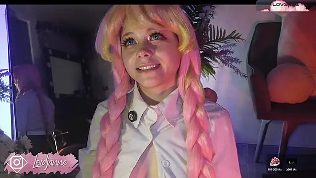 loIijanne online show from May 2026 12:39:01 AM