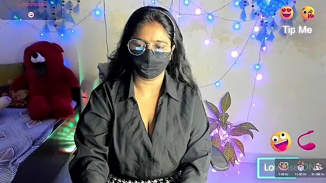 Snapshot of Love_Winss chatting on September 2025 05:02:02 PM Love Winss online show from September 2025 05:02:02 PM