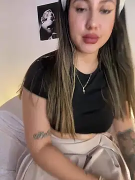 Sarapalmer1 online show from March 2025 11:47:01 PM