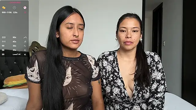 Snapshot of 2SummerLove1 chatting on February 2025 07:25:01 PM 2SummerLove1 online show from February 2025 07:25:01 PM