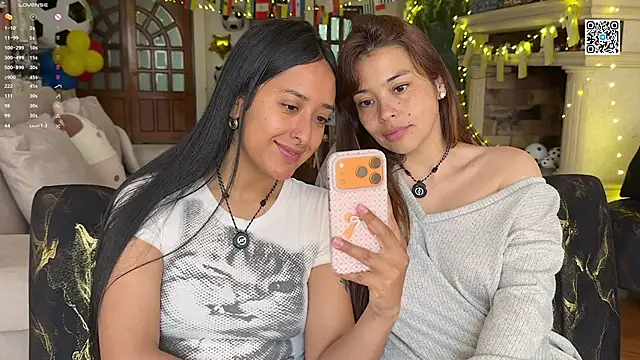 2SummerLove1 online show from June 2026 02:34:01 PM