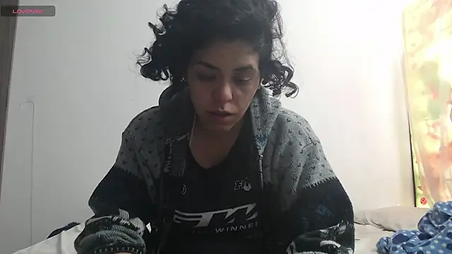 Snapshot of Anne_purple chatting on March 2025 04:34:02 PM Anne purple online show from March 2025 04:34:02 PM