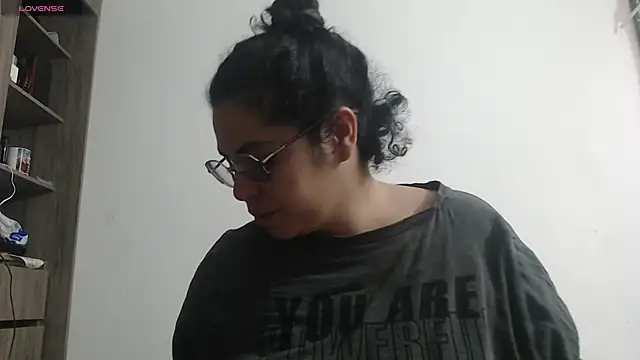 Anne purple online show from November 2025 03:00:02 PM