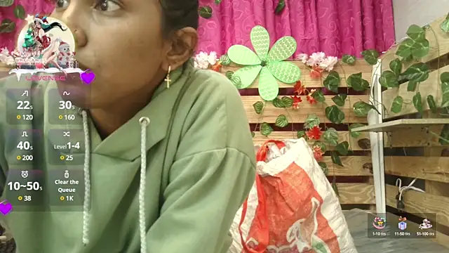 Snapshot of Elsa_Parisi chatting on December 2024 03:46:01 PM Elsa Parisi online show from December 2024 03:46:01 PM