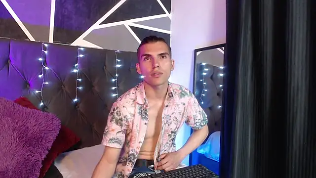  Tattoo Couple online show from January 2025 09:31:02 PM