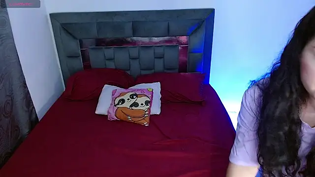 Snapshot of daarklover chatting on December 2024 02:31:02 AM daarklover online show from December 2024 02:31:02 AM