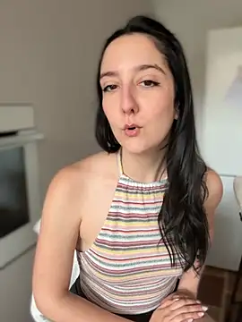 Snapshot of _Juliette chatting on March 2026 01:00:01 PM Juliette online show from March 2026 01:00:01 PM