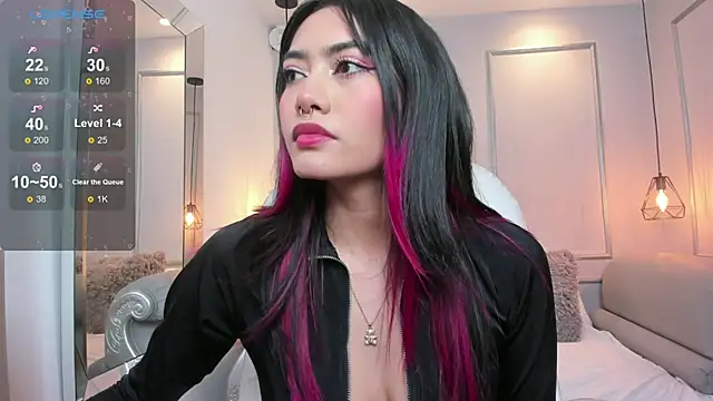 AzuraKindong online show from February 2025 07:53:01 PM