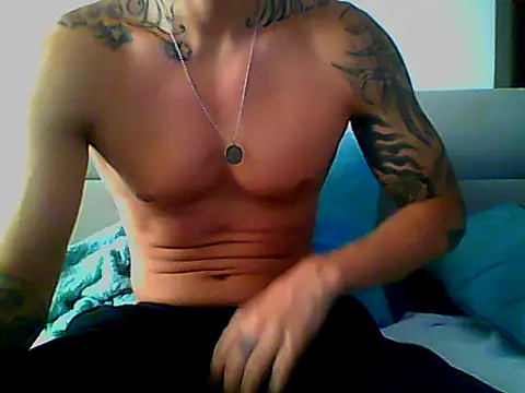 Skater29xx2 online show from February 2025 02:57:01 PM