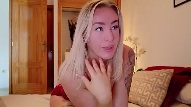 Snapshot of ChristyAdair chatting on December 2024 08:41:01 AM ChristyAdair online show from December 2024 08:41:01 AM