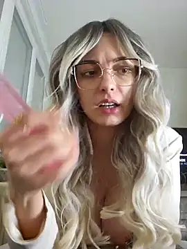 La Nebulleuse-Nebulla online show from January 2025 09:58:01 PM