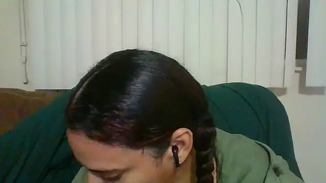 Snapshot of ExoticVibes69 chatting on October 2025 10:54:02 PM ExoticVibes69 online show from October 2025 10:54:02 PM