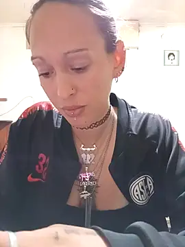 Snapshot of Zorrita_Fox chatting on January 2026 01:19:01 AM Zorrita Fox online show from January 2026 01:19:01 AM