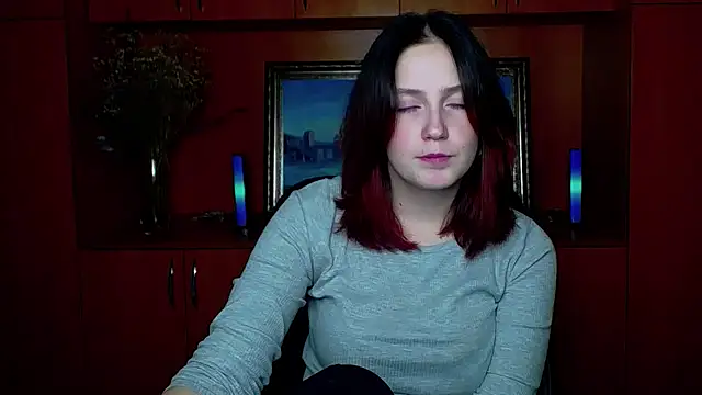 BlueberryDi online show from November 2025 01:45:01 PM