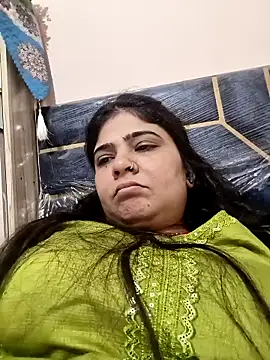 Snapshot of Husnpari20 chatting on March 2026 04:35:01 AM Husnpari20 online show from March 2026 04:35:01 AM