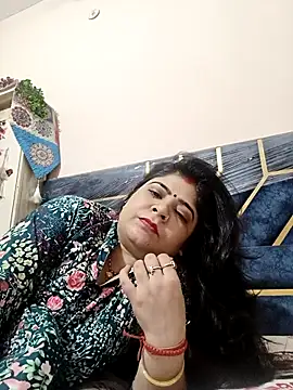 Snapshot of Husnpari20 chatting on May 2026 07:14:02 AM Husnpari20 online show from May 2026 07:14:02 AM