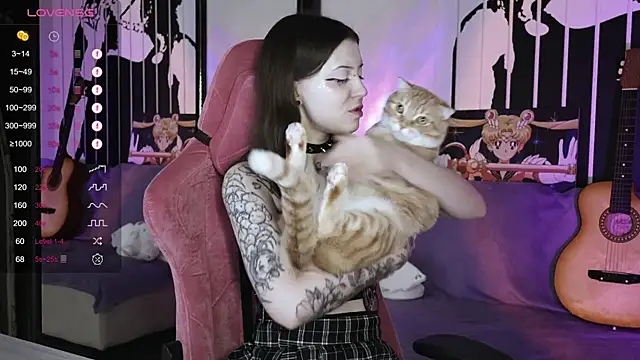 Snapshot of prettybones chatting on December 2024 10:48:01 AM prettybones online show from December 2024 10:48:01 AM