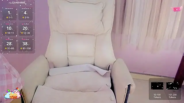 Snapshot of __18Angel__ chatting on December 2024 11:43:02 AM 18Angel online show from December 2024 11:43:02 AM