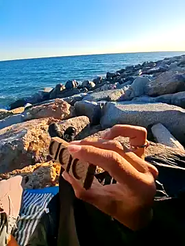 Snapshot of SexyErola27 chatting on December 2024 03:22:01 PM SexyErola27 online show from December 2024 03:22:01 PM