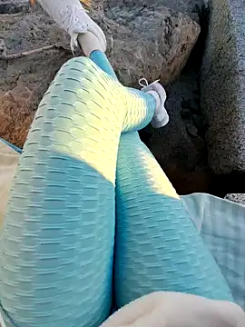 Snapshot of SexyErola27 chatting on December 2024 03:57:01 PM SexyErola27 online show from December 2024 03:57:01 PM