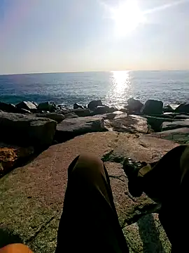 Snapshot of SexyErola27 chatting on February 2025 09:00:02 AM SexyErola27 online show from February 2025 09:00:02 AM