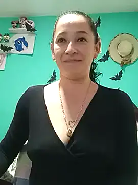 emilypoppy3 online show from December 2024 03:26:01 AM