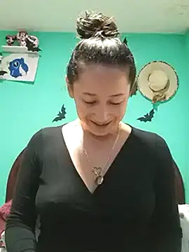 emilypoppy3 online show from December 2024 08:07:02 PM