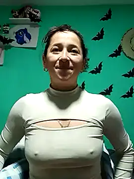 emilypoppy3 online show from January 2025 05:26:01 PM