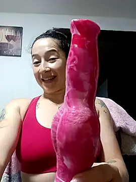 emilypoppy3 online show from September 2025 06:20:01 PM