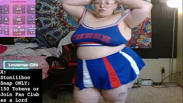 Snapshot of Stoniiiboo chatting on January 2026 07:17:01 PM Stoniiiboo online show from January 2026 07:17:01 PM