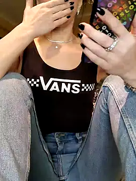 Snapshot of Melody87 chatting on February 2025 08:26:02 PM Melody87 online show from February 2025 08:26:02 PM