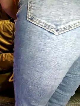 Snapshot of Melody87 chatting on February 2025 11:02:02 PM Melody87 online show from February 2025 11:02:02 PM