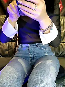 Snapshot of Melody87 chatting on February 2025 05:50:01 PM Melody87 online show from February 2025 05:50:01 PM