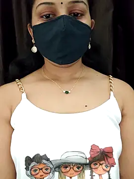 Angleannie online show from May 2026 06:02:02 PM