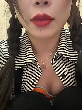 Snapshot of Game_yoyo chatting on February 2025 10:38:02 AM Game yoyo online show from February 2025 10:38:02 AM